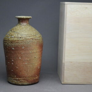 Vase de Shigaraki, œuvre n° 20, coffret bois · Imai Shihō