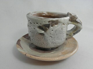 Tasse à café yakishime-shino, coffret · Arakawa Akira